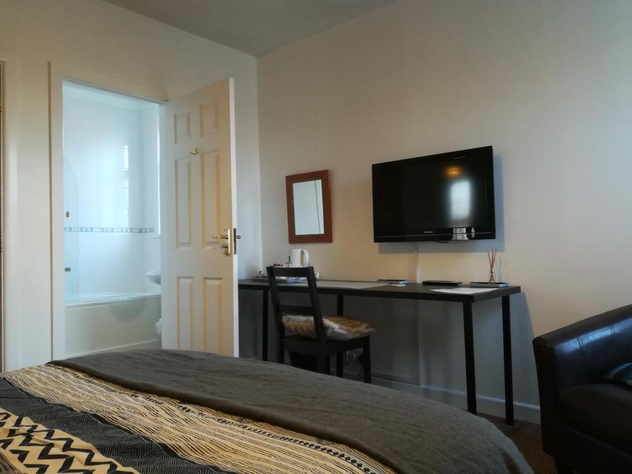 Crestwell House Bed & Breakfast อีสต์ลีห์ ภายนอก รูปภาพ