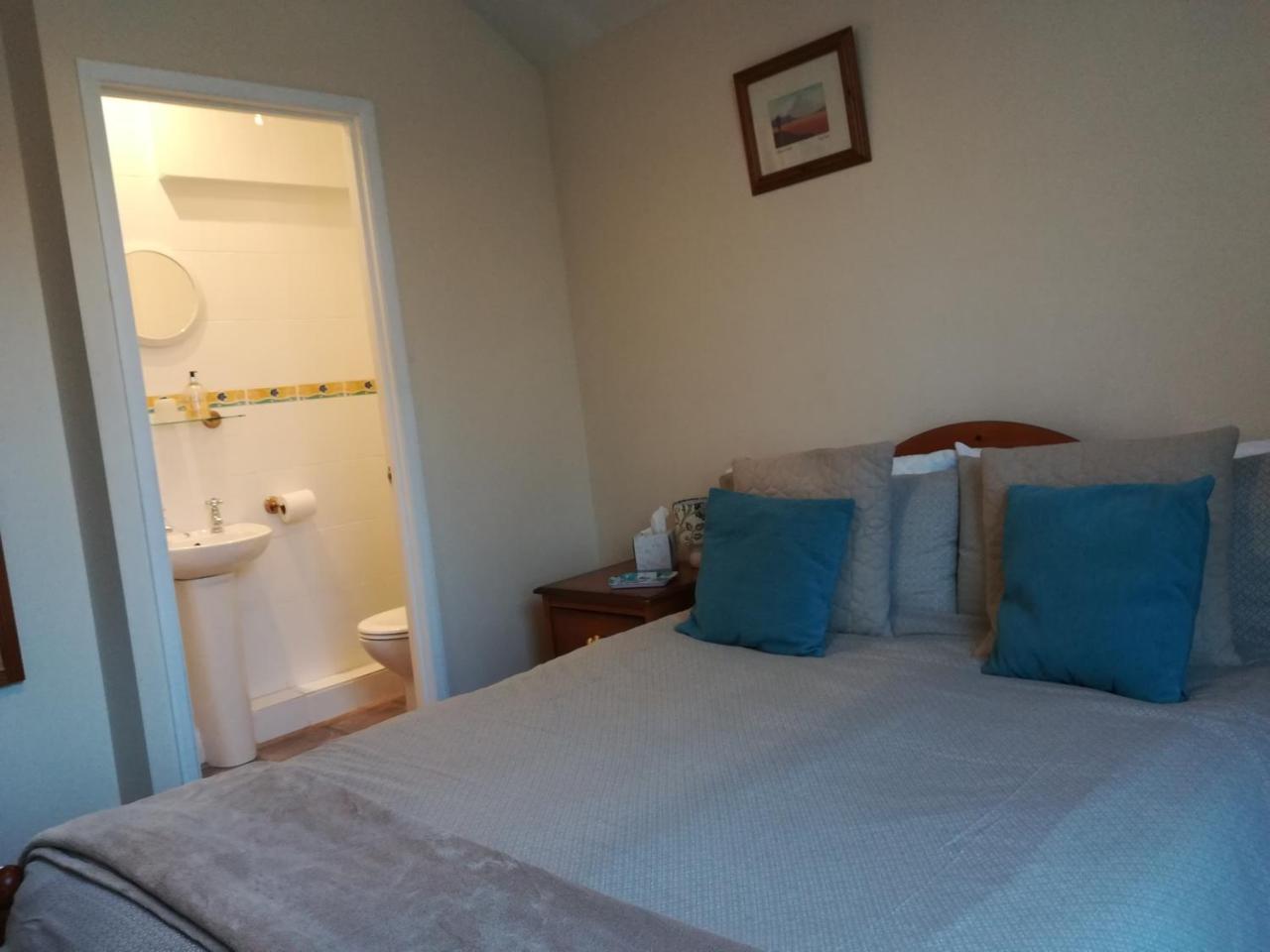 Crestwell House Bed & Breakfast อีสต์ลีห์ ภายนอก รูปภาพ